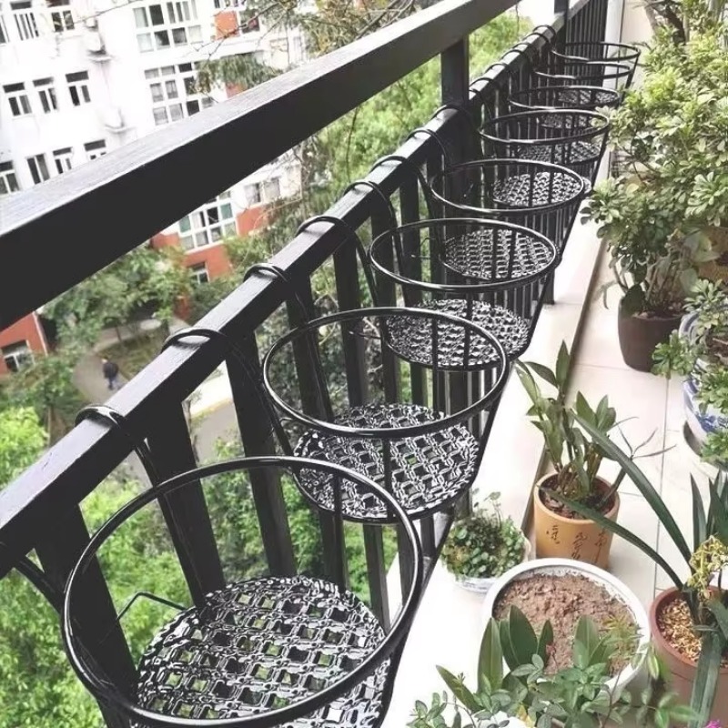 Wrought Iron Balcony Hanging F - Spider Plant Hanging 评论和价格